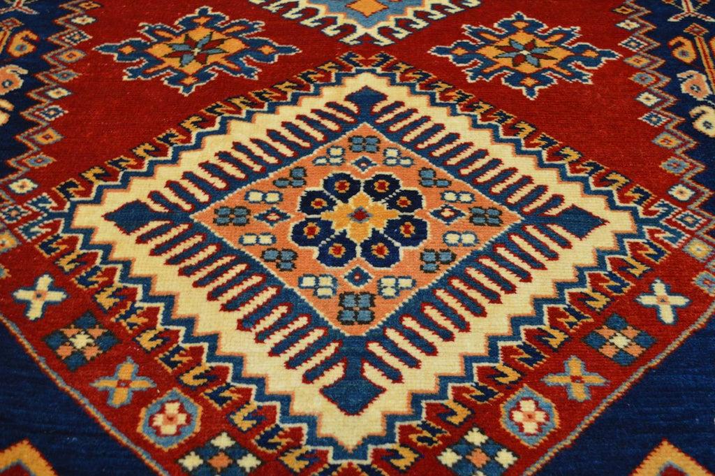 4' 2" x 6' 4" Pakistan Shirvan Rug image 2