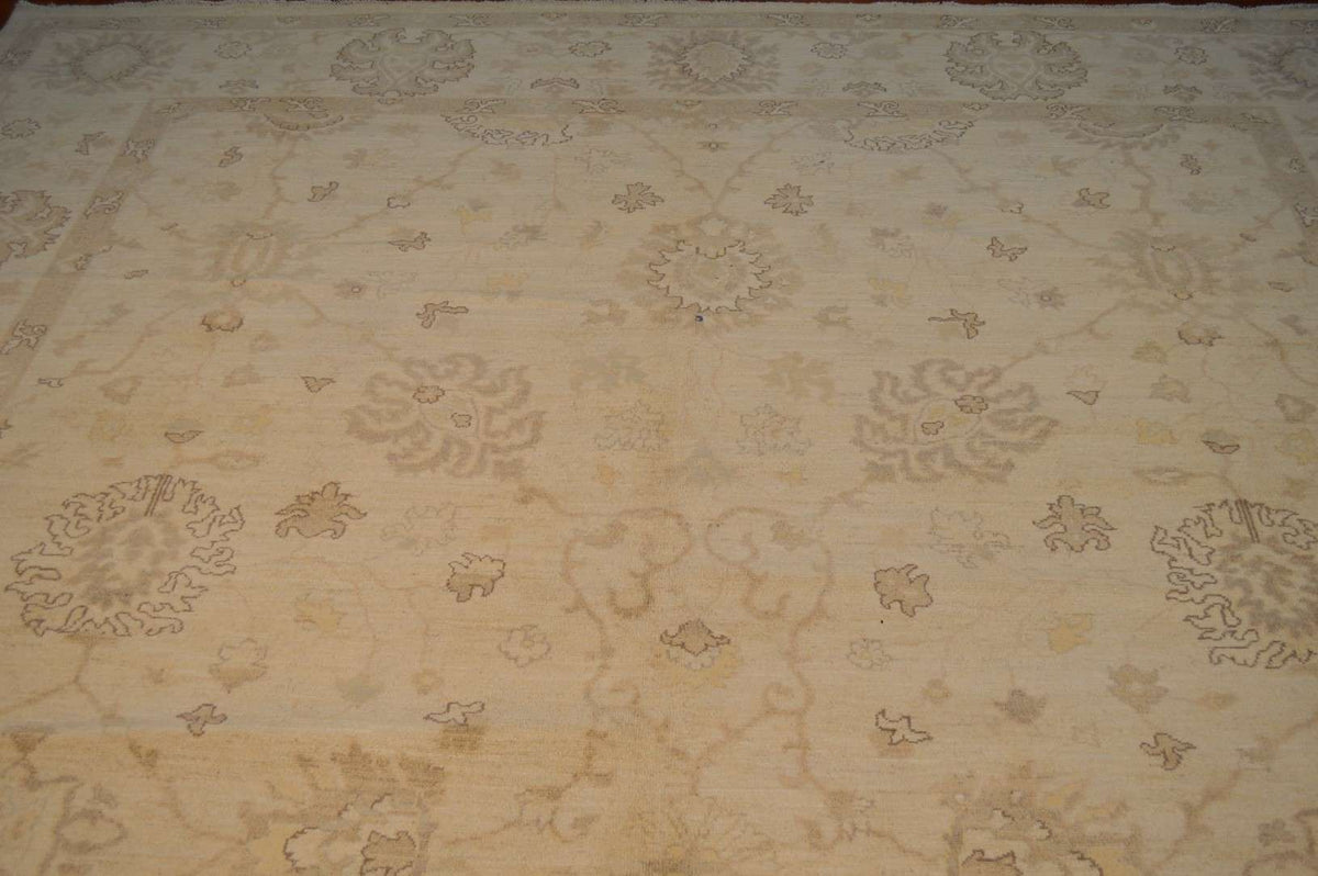 10' 3" x 14' 0" Pakistan Peshawar Rug image 8