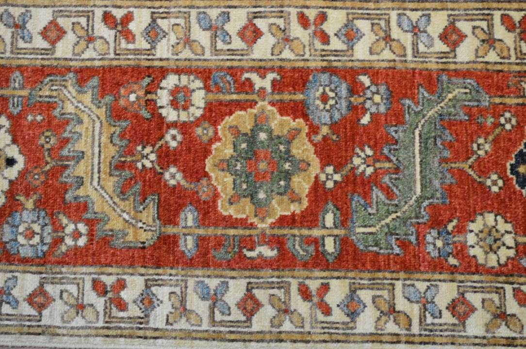 8' 1" x 10' 1" Pakistan Serapi Rug image 7