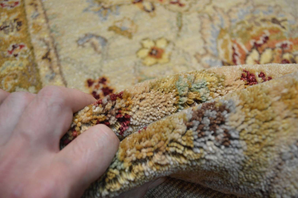 6' 2" x 9' 0" India Sultanabad Rug image 10