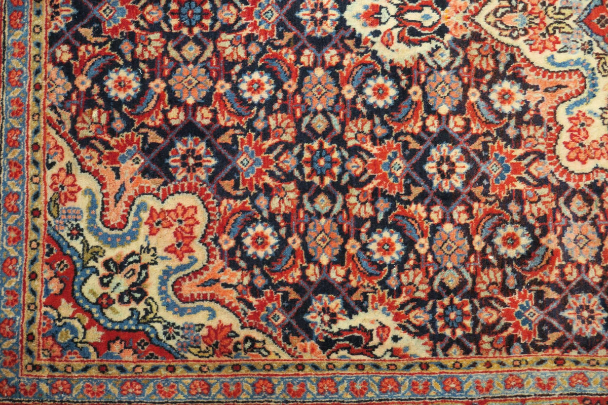 4'3'' x 6'7'' Persian Khorasan Rug image 9