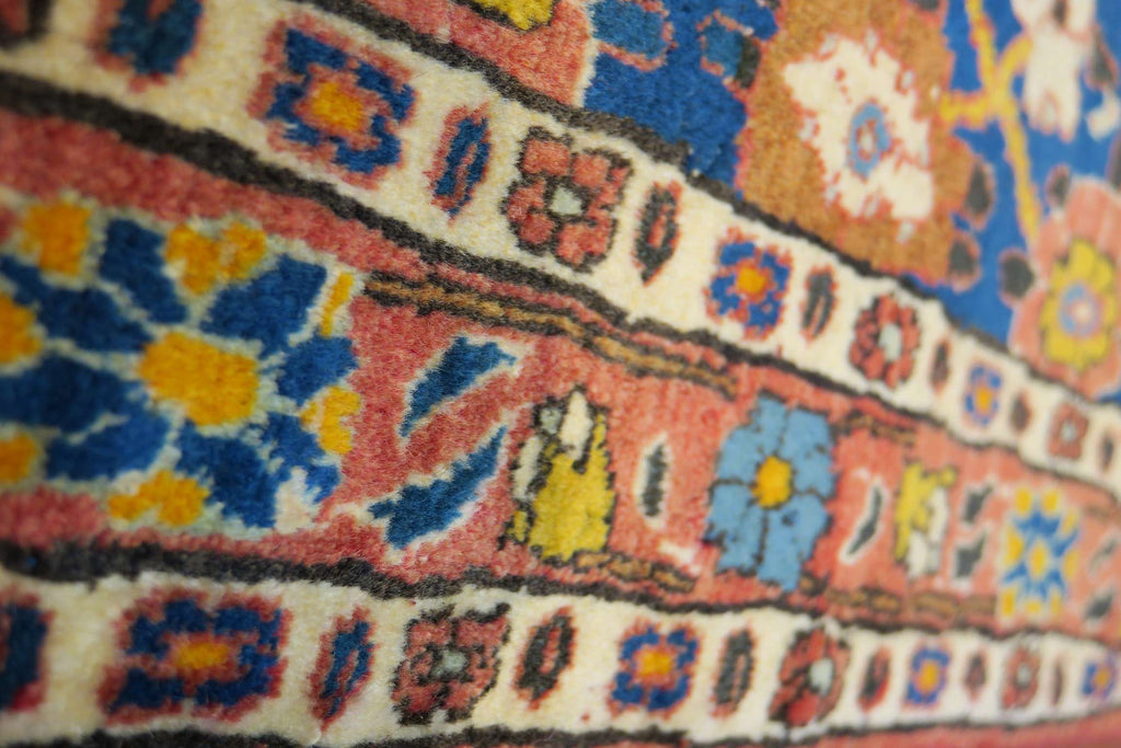3' 6" x 5' 5" Persian Varavamin Rug image 9