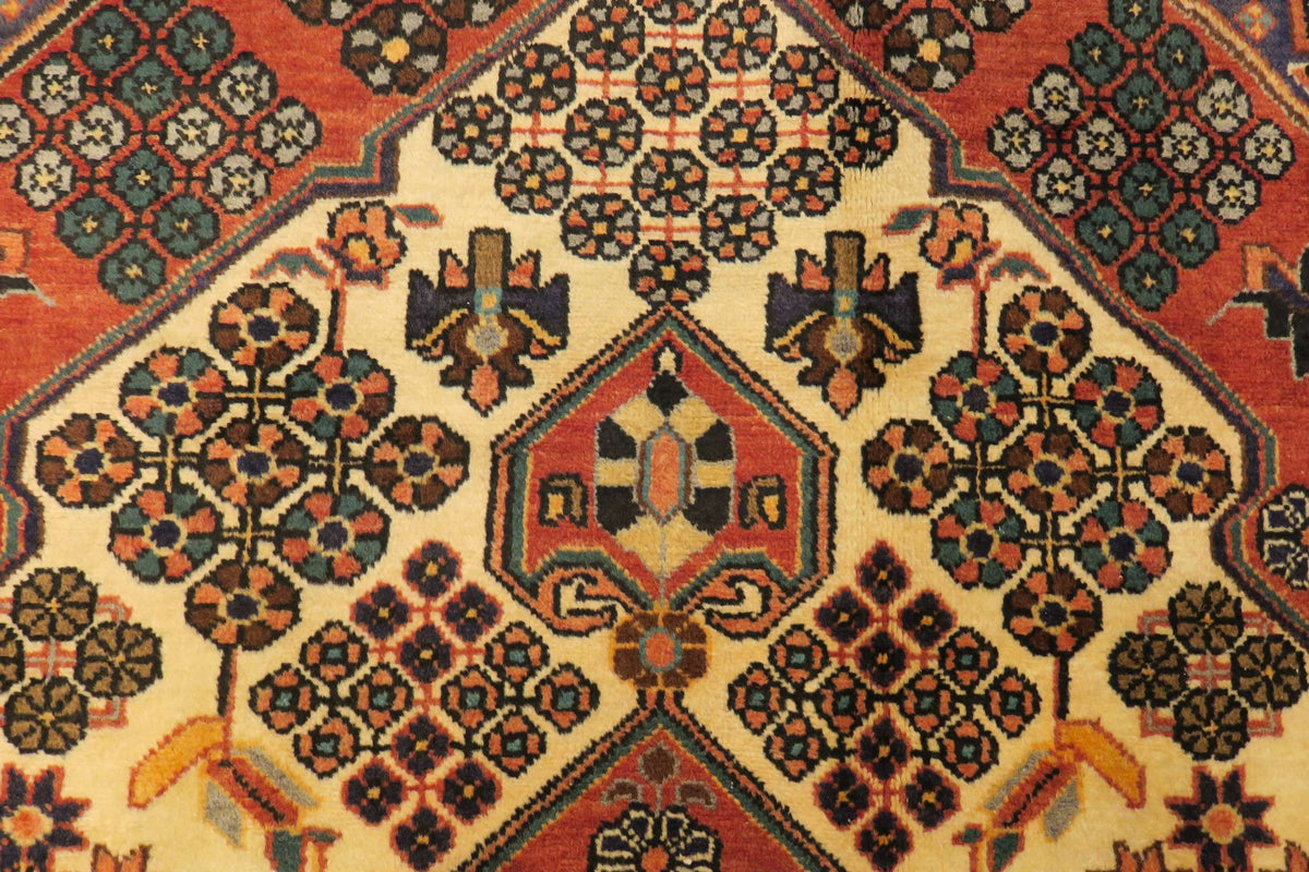 6' 6" x 4' 4" Persian Hamadan Rug image 4
