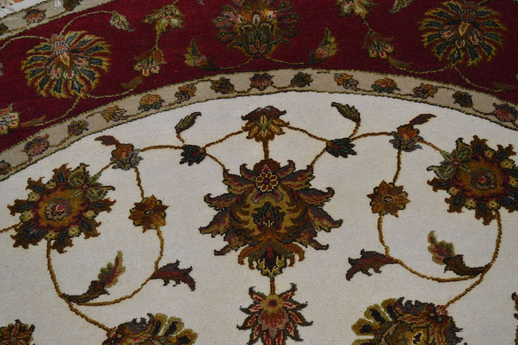 8' 4" x 8' 4" India Tabriz Round Rug image 6