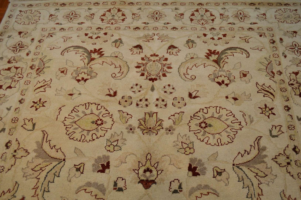 6' 0" x 9' 2" Pakistan Peshawar Rug image 5