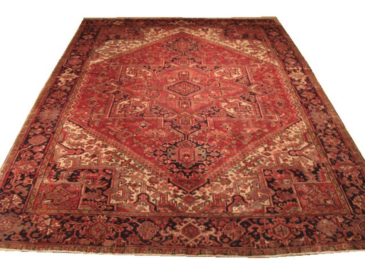 8' 5" x 11' 1" Persian Heriz Rug image 0