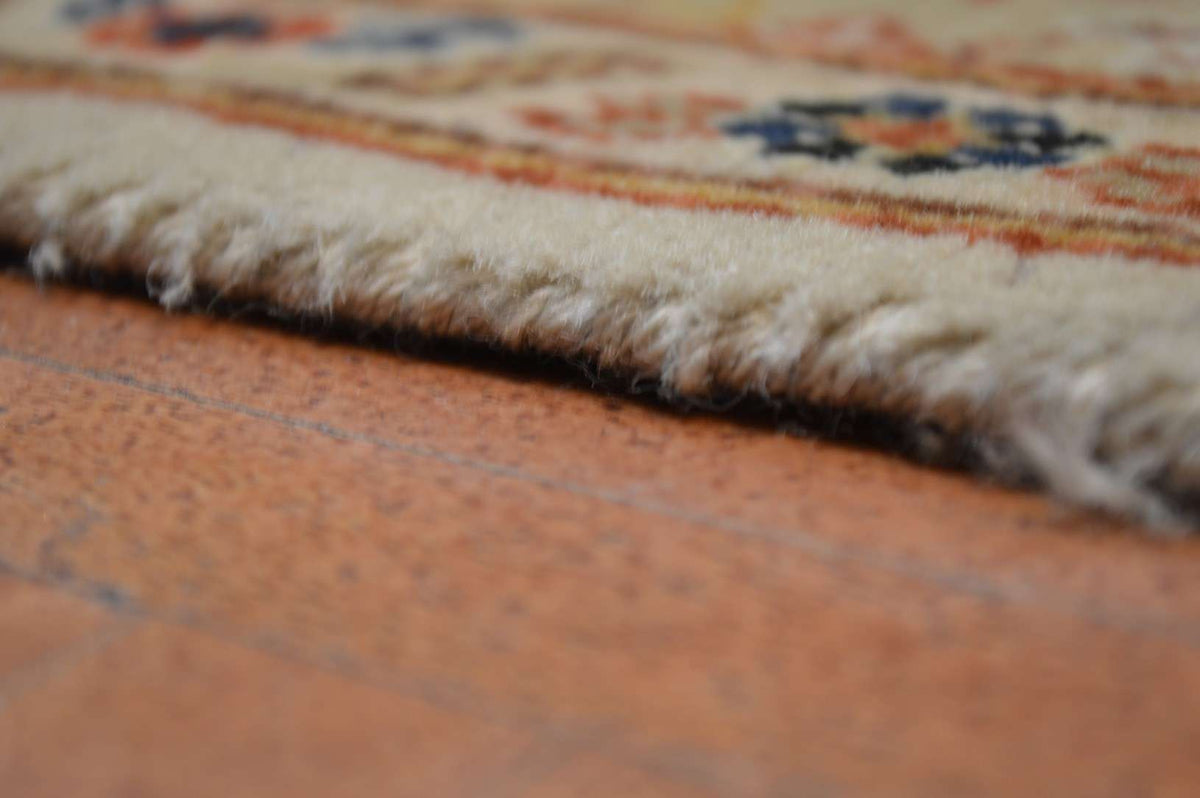 8' 9" x 11' 8" India Agra Rug image 10