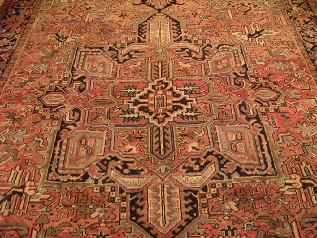 8' 3" x 11' 3" Persian Heriz Rug image 11