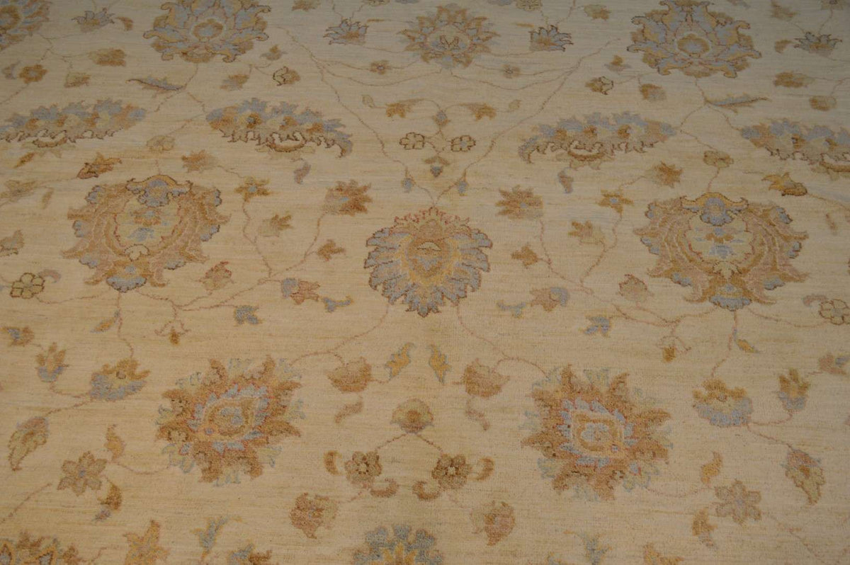 11' 10" x 15' 2" Pakistan Peshawar Rug image 2