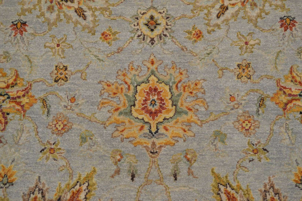 7' 8" x 8' 0" India Sultanabad Round Rug image 6