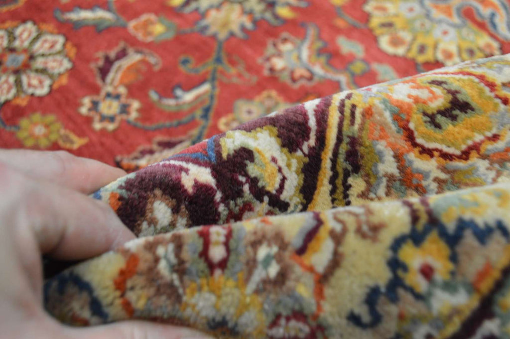 4' 1" x 6' 0" India Agra Rug image 11