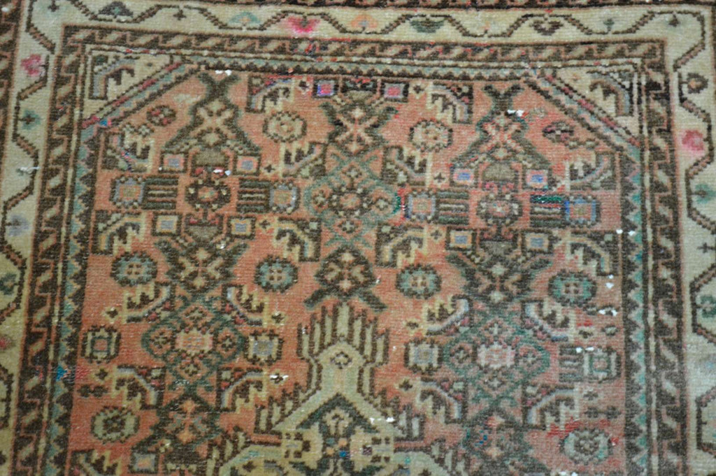 2' 1" x 3' 0" Persian Hamadan Rug image 3
