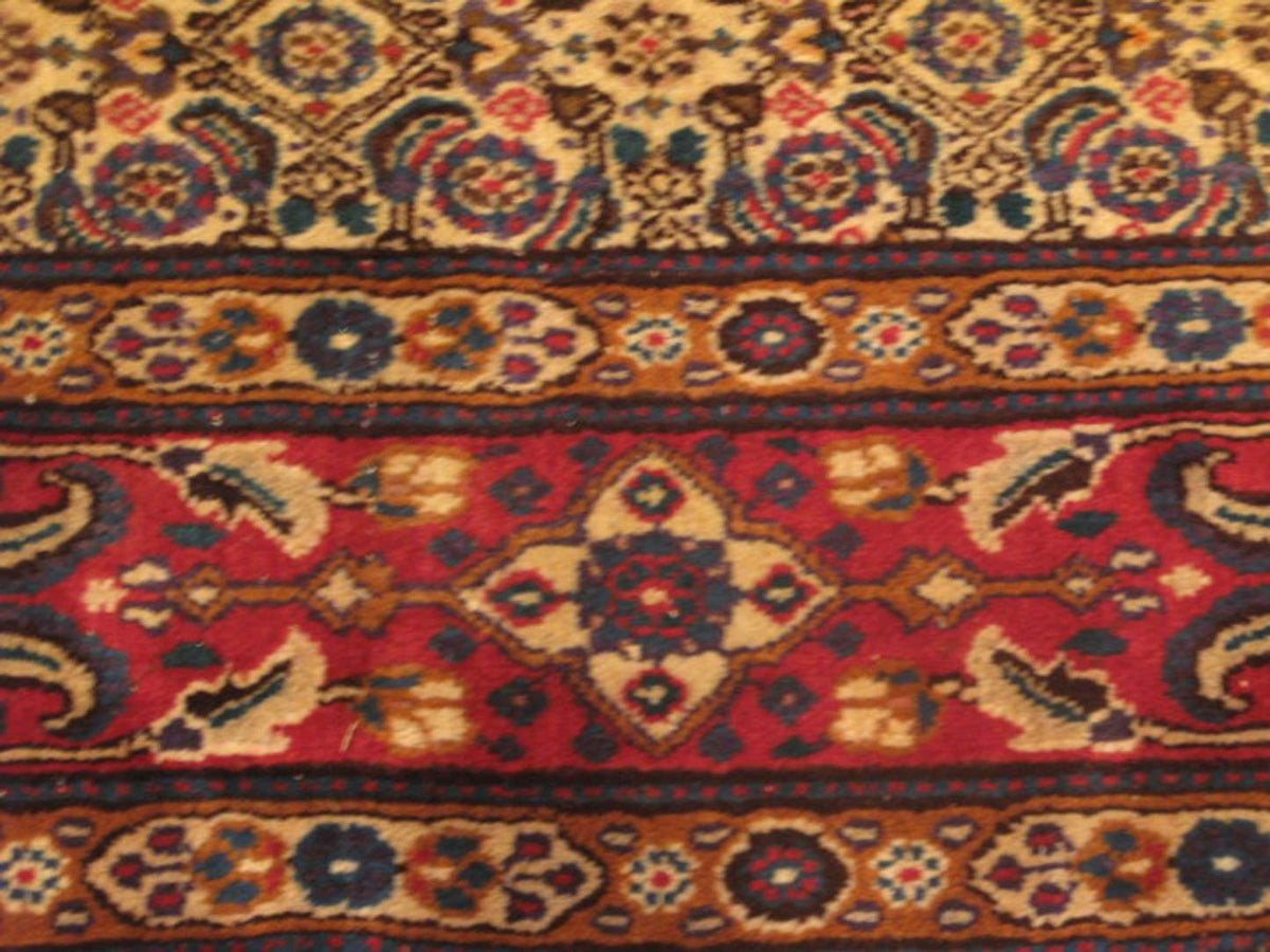 6' 9" x 9' 6" Persian Mood Rug image 8