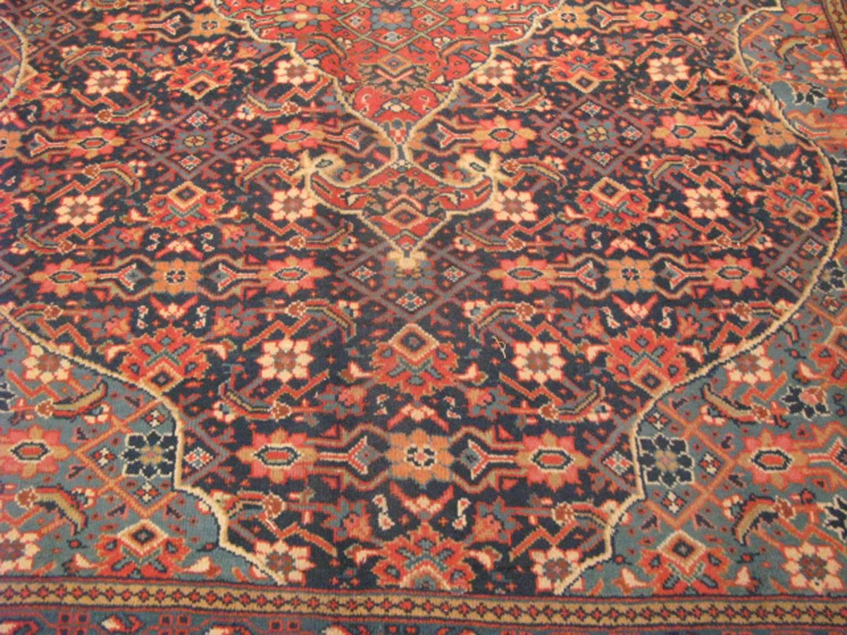 7' 3" x 10' 0" Persian Sarouk Rug image 6