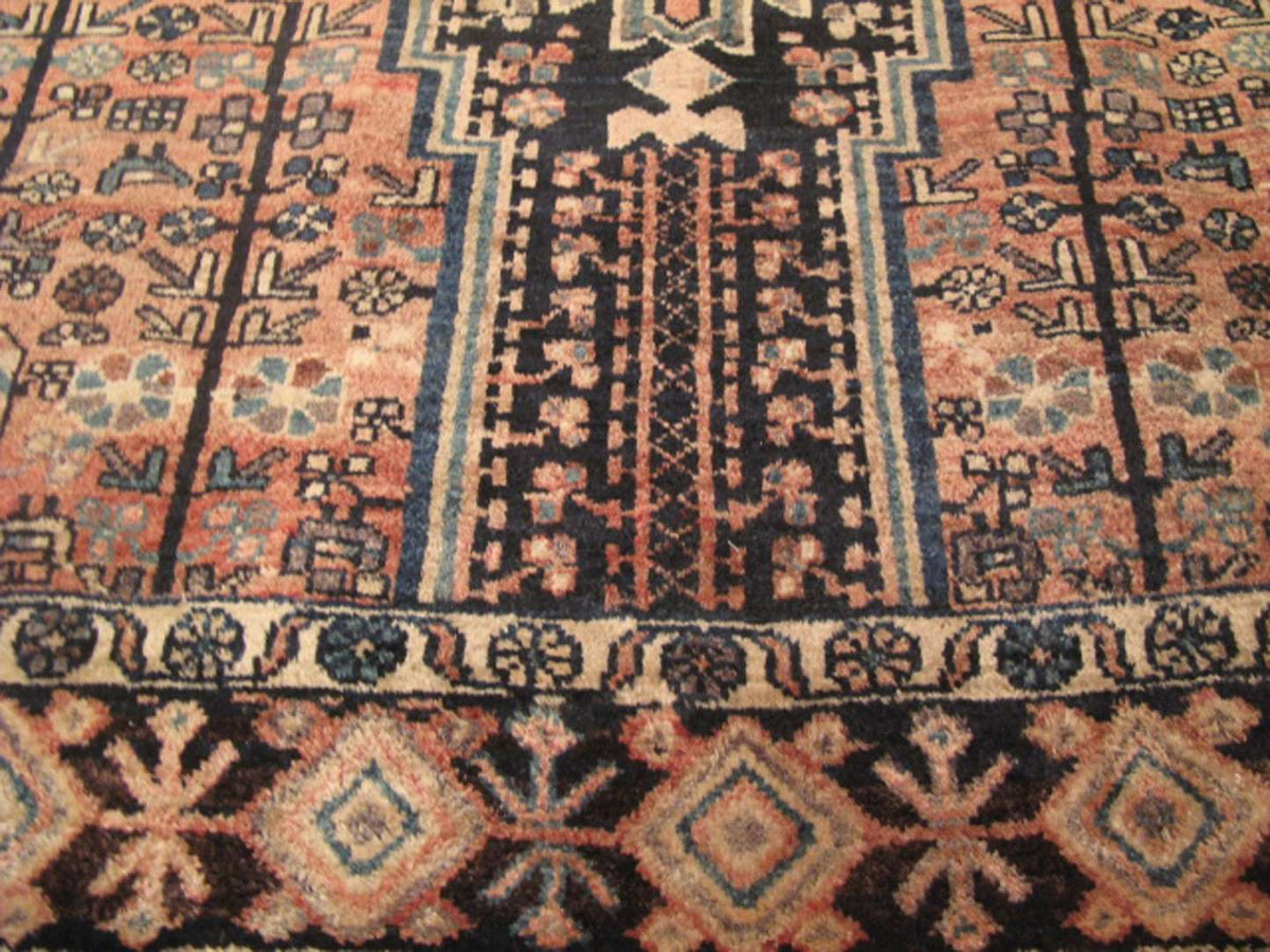 5' 5" x 10' 0" Persian Tuyserkan Rug image 6