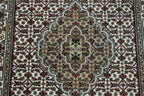 3' 1" x 5' 2" India Bijar Rug image 8