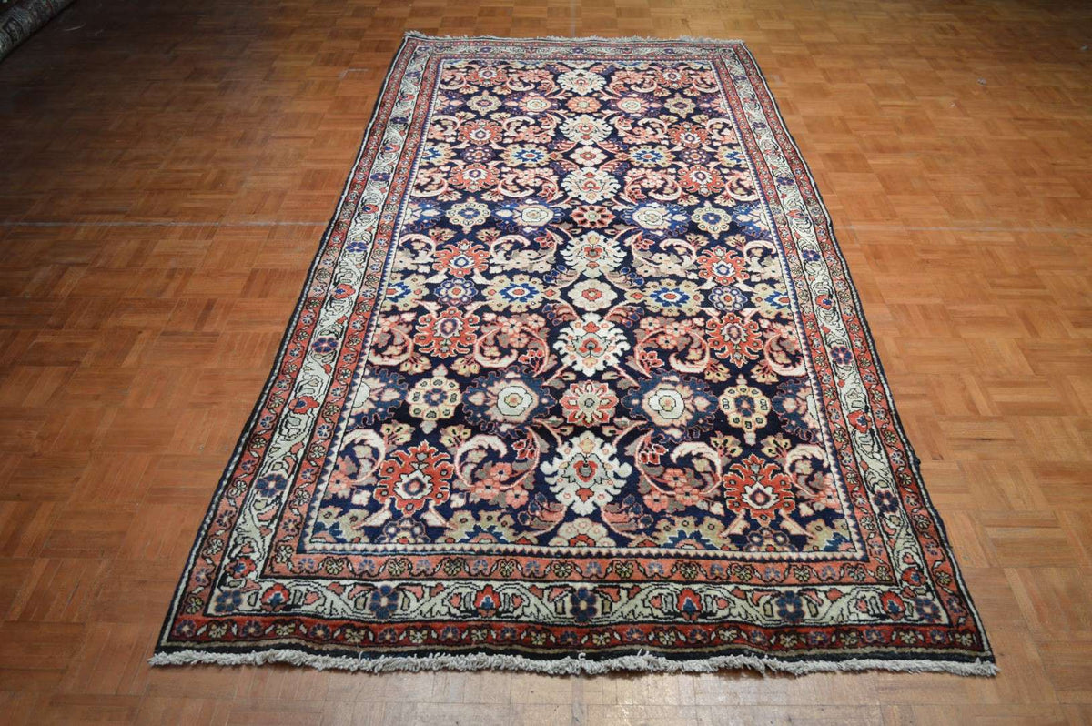 4' 8" x 10' 0" Persian Sarouk Rug image 1