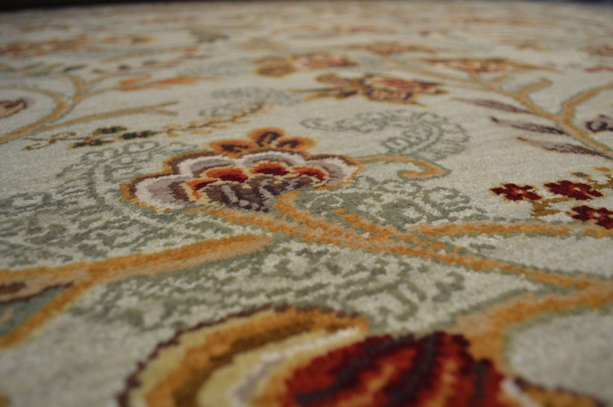 8' 1" x 9' 9" India Sultanabad Rug image 9