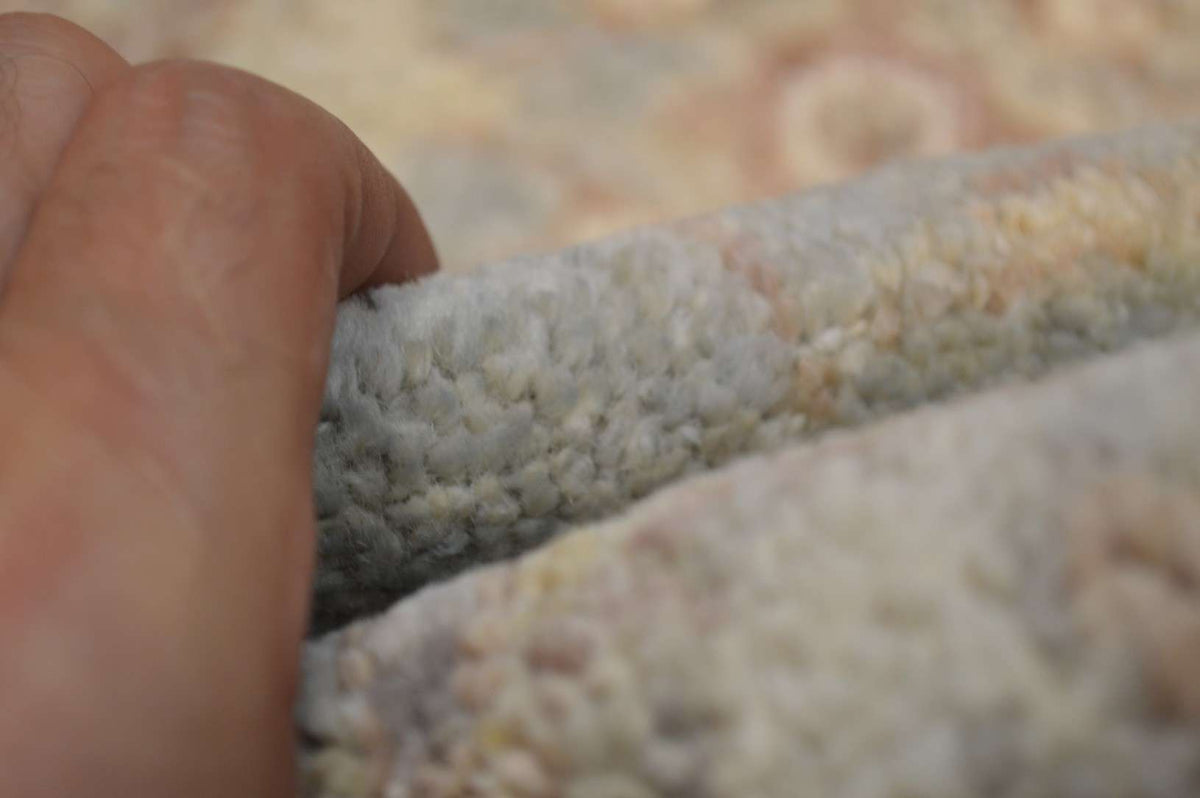 4' 1" x 4' 1" Pakistan Peshawar Round Rug image 10