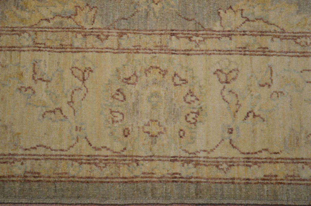 6' 1" x 9' 2" Pakistan Peshawar Rug image 6