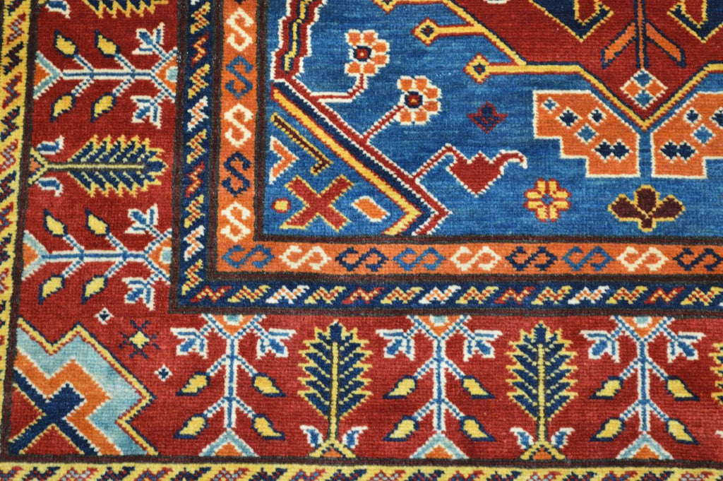 4' 2" x 6' 1" Pakistan Shirvan Rug image 7