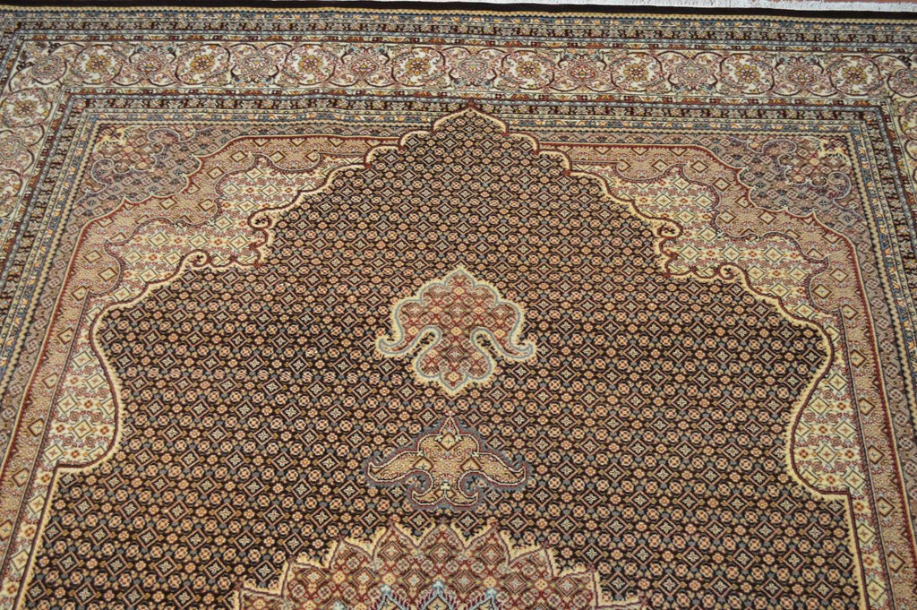 6' 8" x 9' 8" India Tabriz Rug image 7