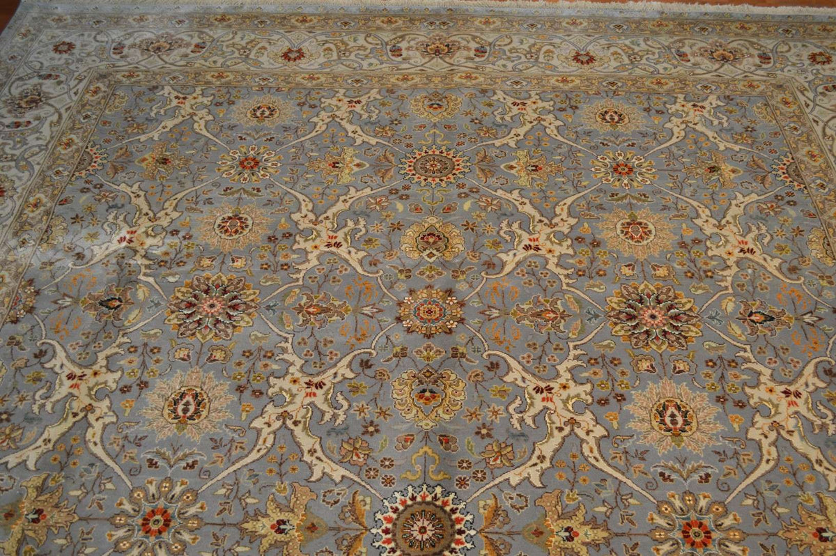 9' 1" x 11' 8" India Sultanabad Rug image 6