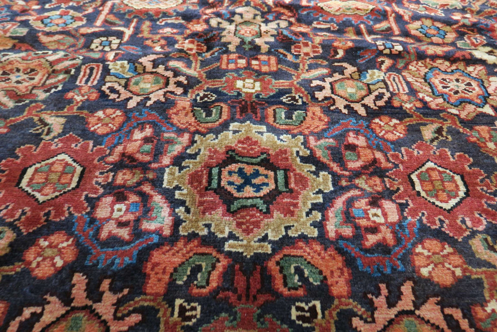 7'1'' x 10'1'' Persian Hamadan Rug image 5