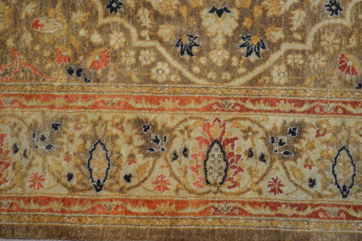 4' 2" x 6' 1" Pakistan Mogul Rug image 6
