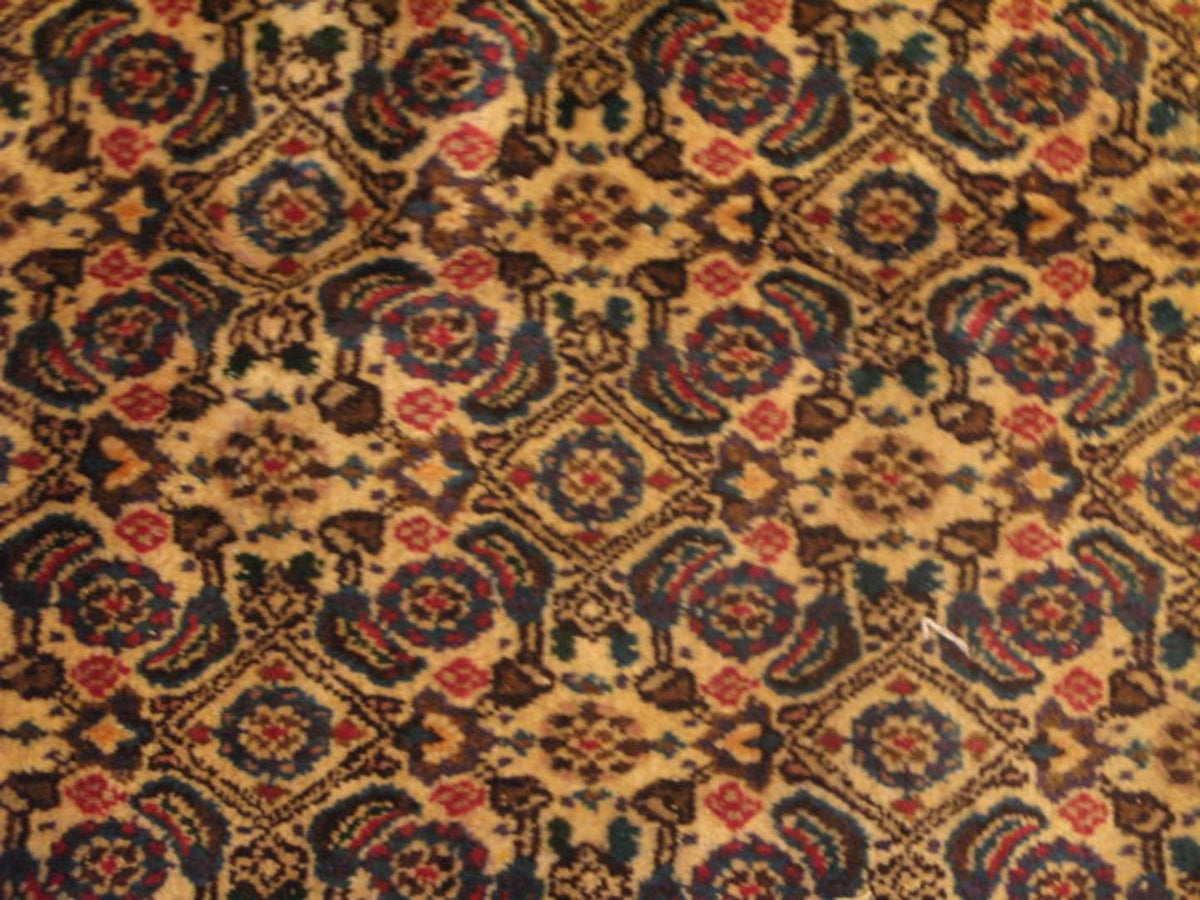 6' 9" x 9' 6" Persian Mood Rug image 7