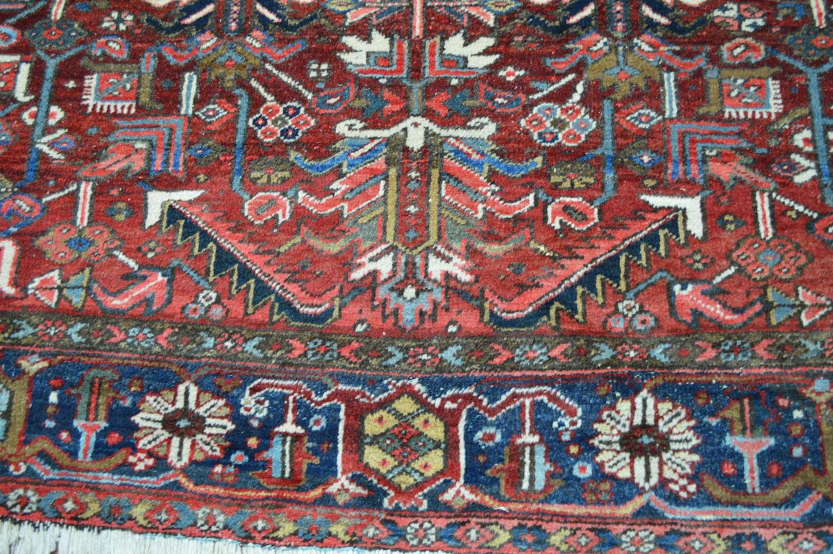 7' 8" x 10' 5" Persian Heriz Rug image 10
