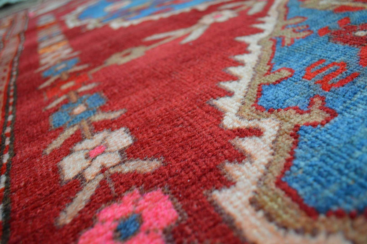 4' 4" x 10' 7" Turkish Anadol Rug image 6