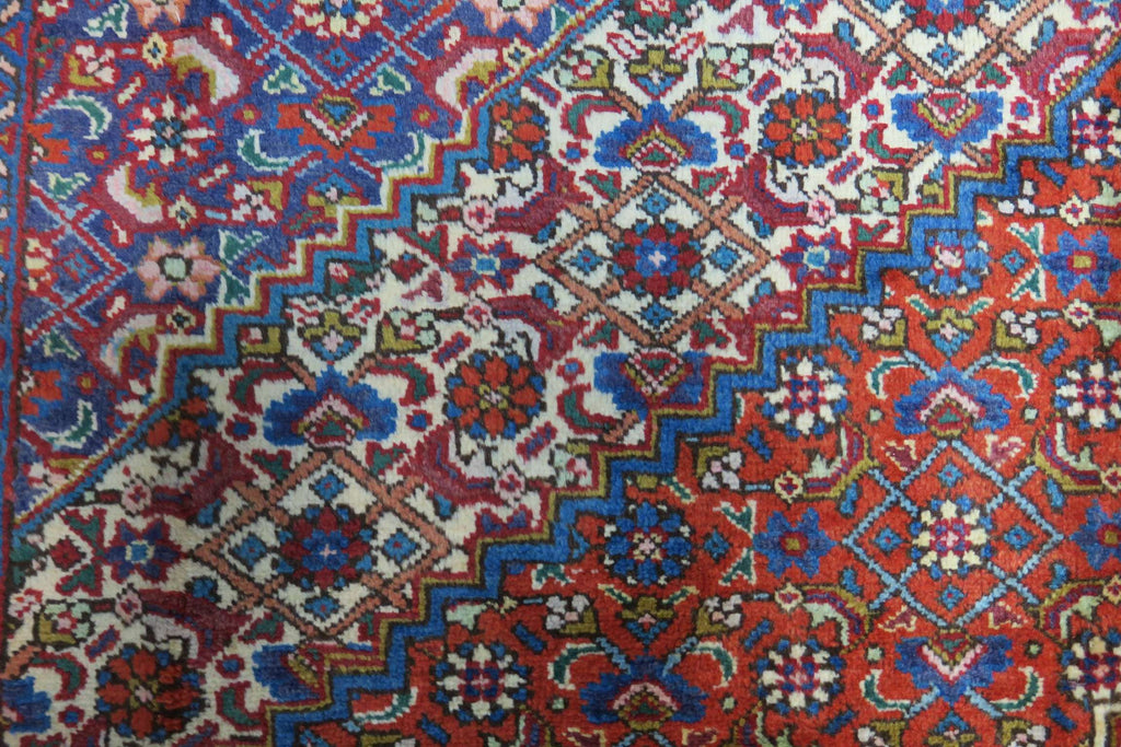 6' 4" x 9' 8" Persian Ardabil Rug image 3
