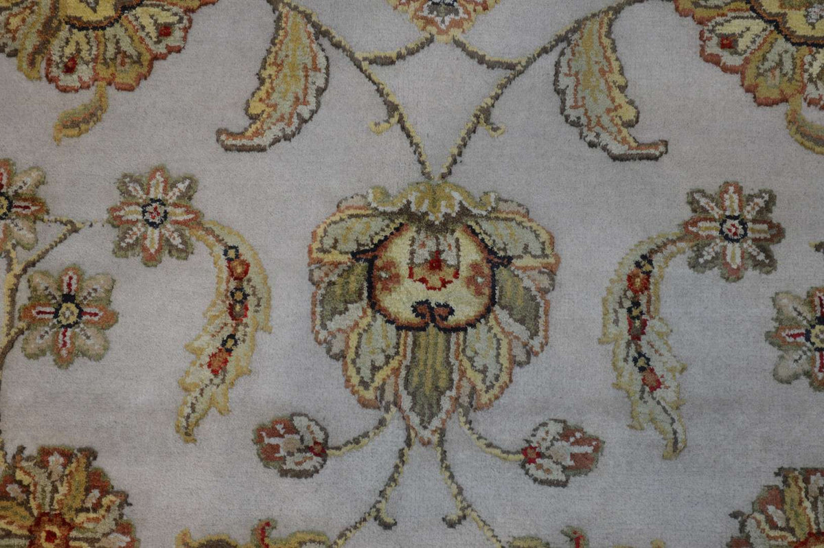 5' 1" x 7' 2" India Jaipur Rug image 2