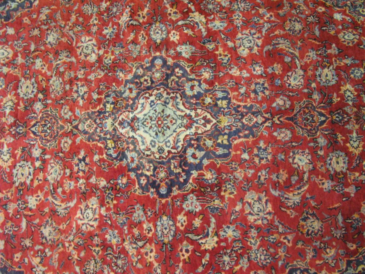 4' 7" x 6' 7" Persian Kashan Rug image 2