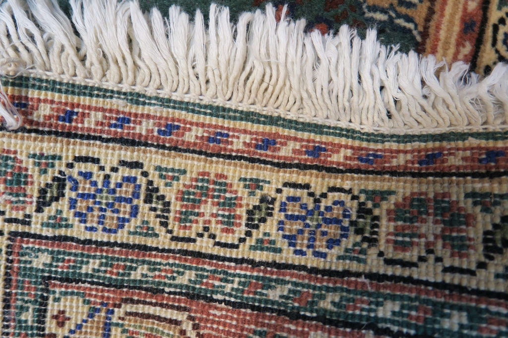 2' 8" x 4' 4" Persian Baluch Rug image 9