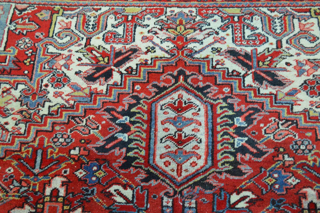 8' 3" x 11' 8" Persian Heriz Rug image 8