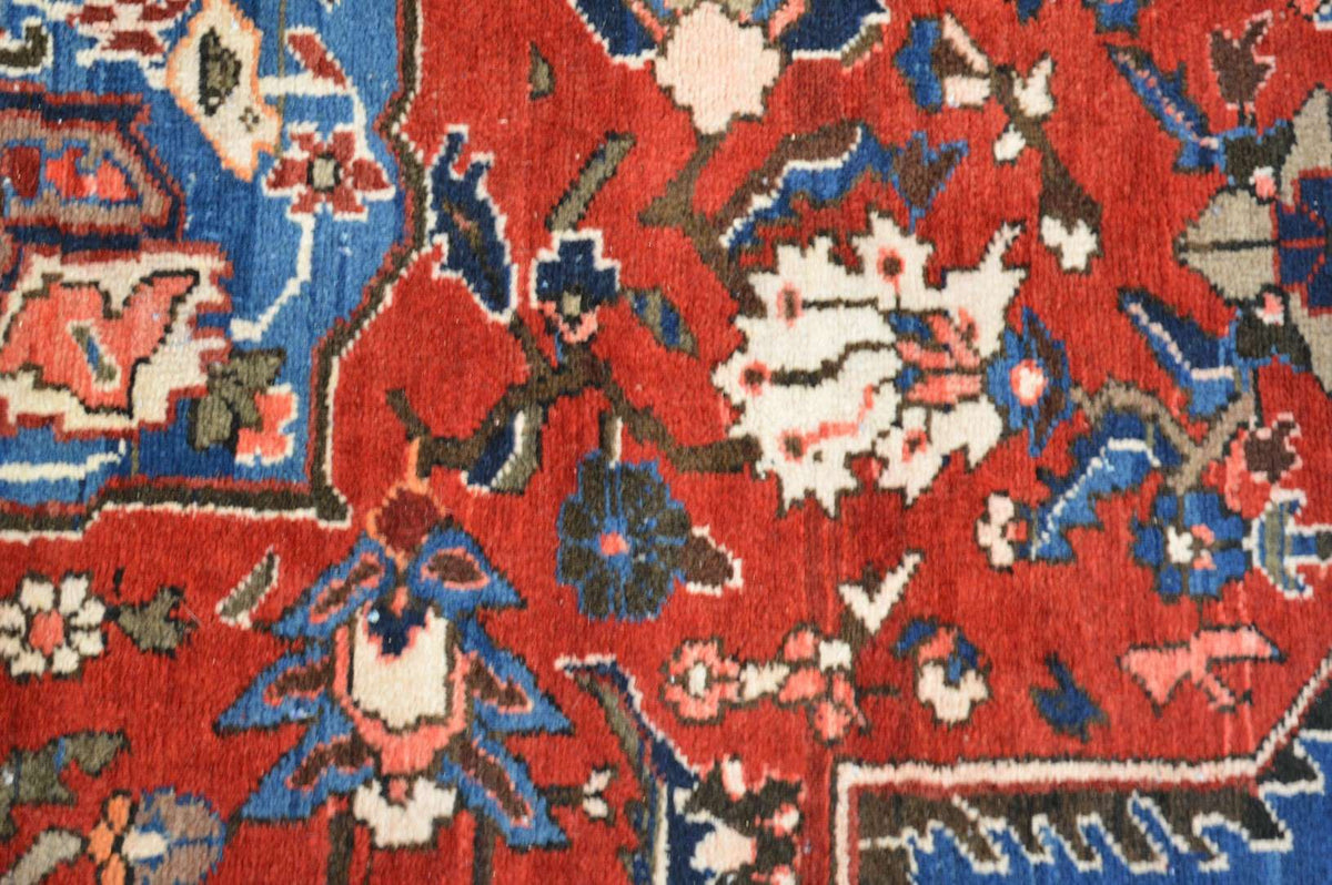 9' 2" x 11' 8" Persian Bakhtiari Rug image 8