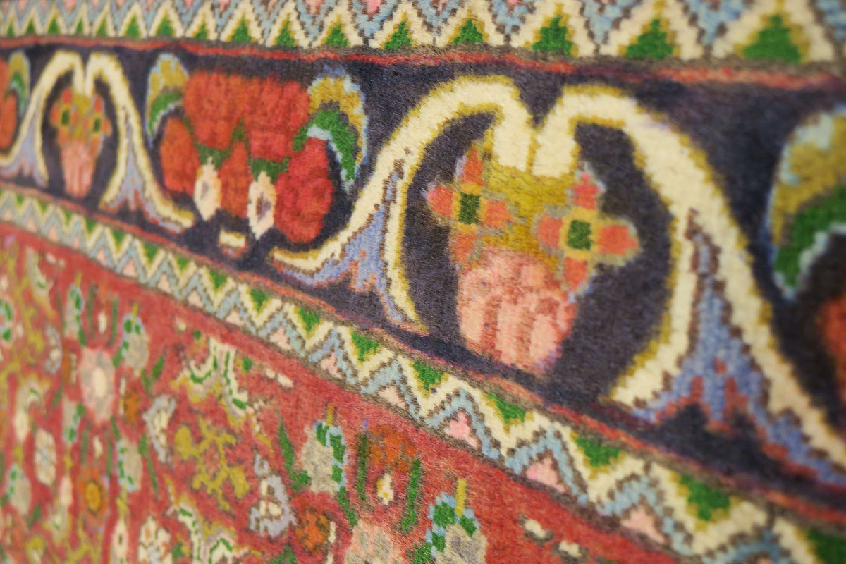 3' 3" x 5' 2" Persian Bijar Rug image 3