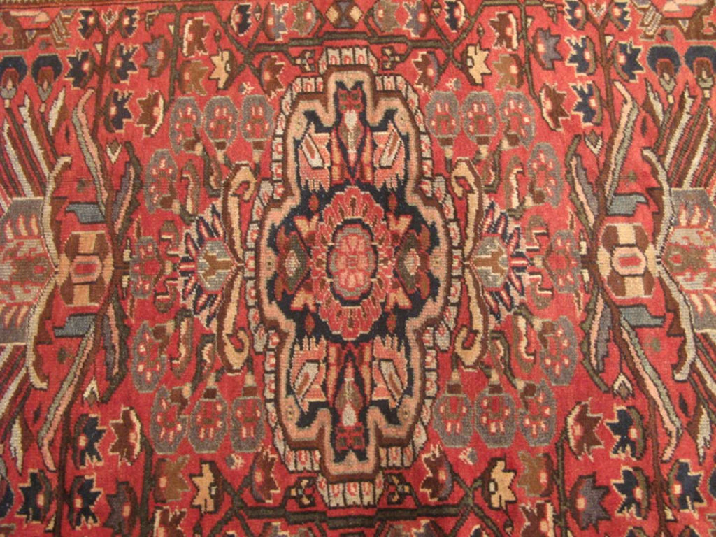 4' 4" x 6' 5" Persian Lilihan Rug image 4