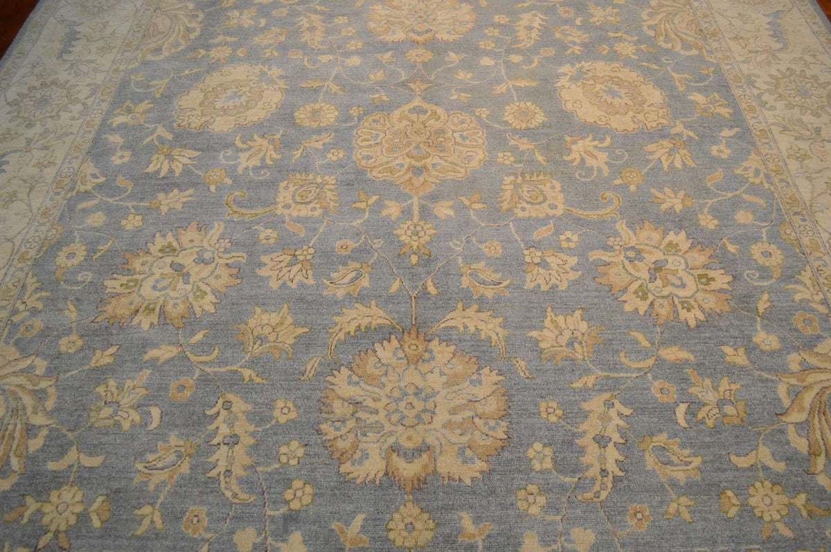 9' 8" x 13' 10" Pakistan Peshawar Rug image 6