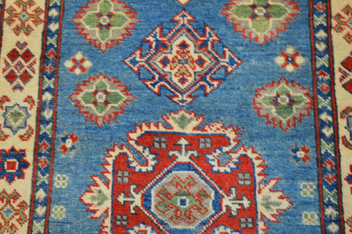 2' 8" x 9' 7" Pakistan Kazak Runner image 5