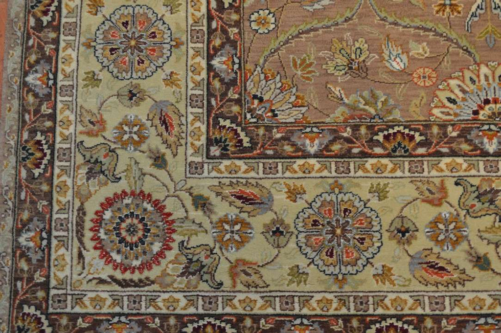 7' 9" x 9' 8" India Agra Rug image 2