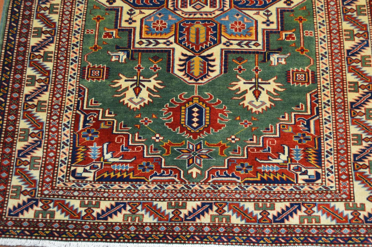 4' 3" x 5' 5" Pakistan Shirvan Rug image 7