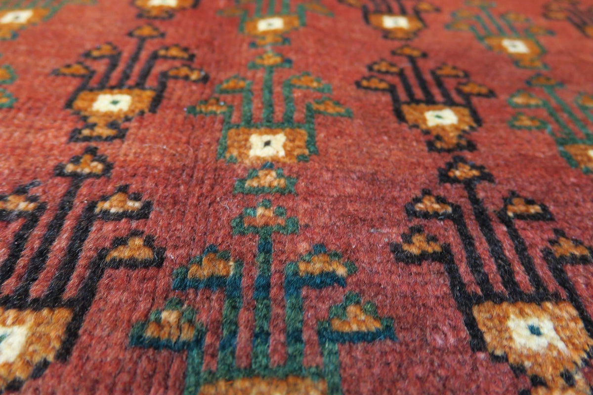 3' 7" x 9' 0" Persian Baluch Runner image 7