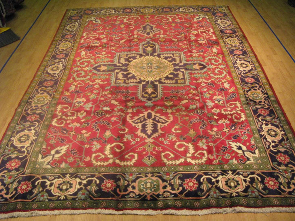 7' 4" x 10' 6" Persian Heriz Rug image 1