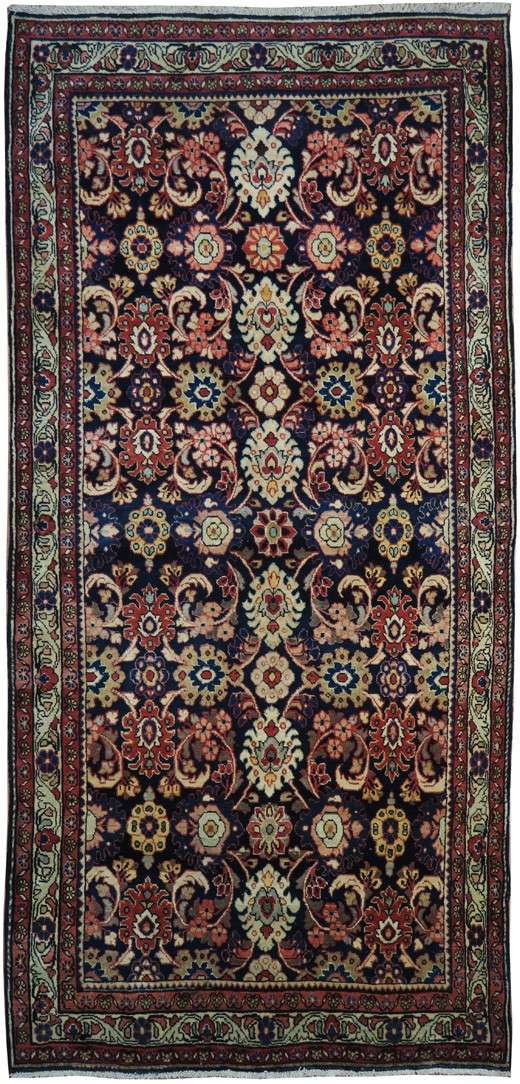 4' 8" x 10' 0" Persian Sarouk Rug image 0