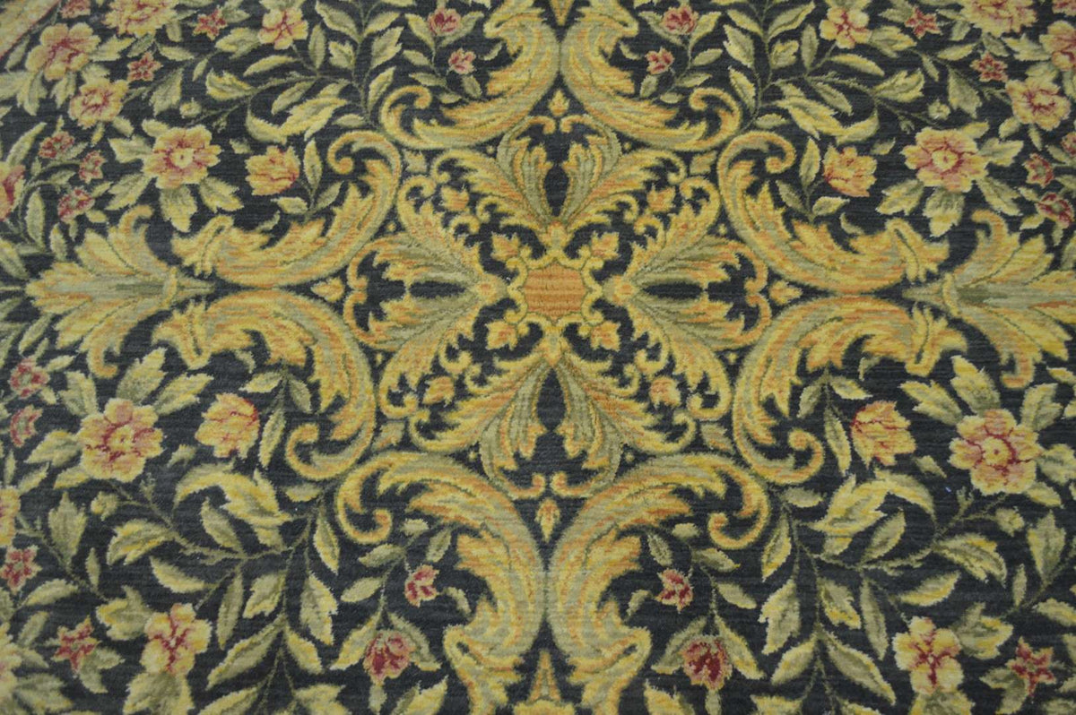7' 3" x 7' 3" India Contemporary Round Rug image 8