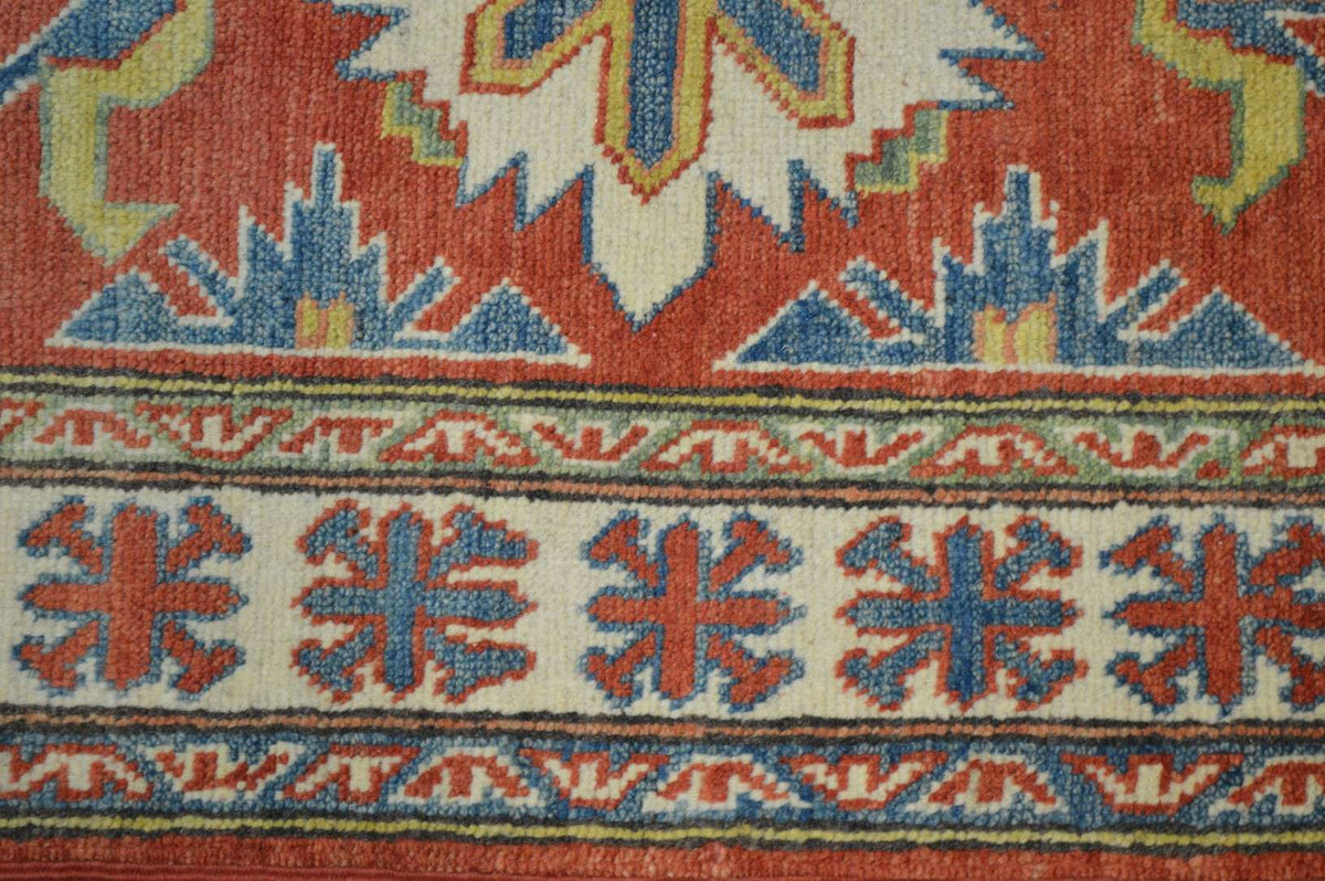 2' 8" x 4' 2" Pakistan Kazak Rug image 5