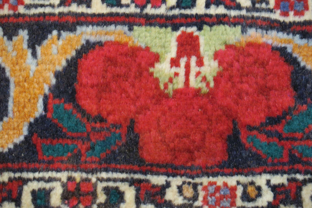 3' 3" x 4' 9" Persian Bijar Rug image 11